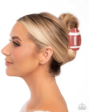 Load image into Gallery viewer, Touchdown Tale Brown Hair Claw