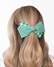 Load image into Gallery viewer, Picnic Pattern Green Hair Bow