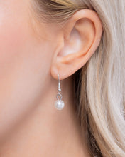 Load image into Gallery viewer, Grace and Favor Blue Necklace