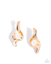Load image into Gallery viewer, Adorably Audacious Gold Earrings