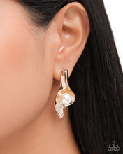 Load image into Gallery viewer, Adorably Audacious Gold Earrings
