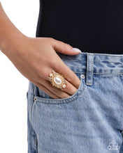 Load image into Gallery viewer, Delightful Debutante Gold Ring