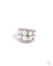 Load image into Gallery viewer, Glossy Gallery White Ring