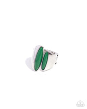 Load image into Gallery viewer, Dramatic Duel Green Ring
