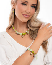 Load image into Gallery viewer, Oceanic Operation Green Necklace