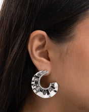 Load image into Gallery viewer, Crimped Color Black Earrings