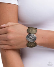 Load image into Gallery viewer, Tangible Tapestry Brass Bracelet