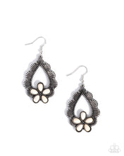 Load image into Gallery viewer, Noticeably Earthy White Earrings