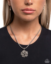 Load image into Gallery viewer, Passionate Petals Silver Necklace