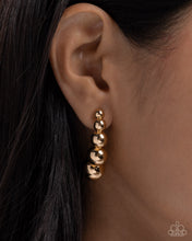 Load image into Gallery viewer, Graduated Grunge Gold Earrings