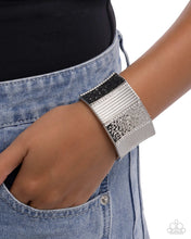 Load image into Gallery viewer, Textured Title White Bracelet