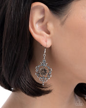 Load image into Gallery viewer, Antique Abloom Silver Earrings