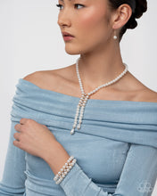 Load image into Gallery viewer, Pearl Prowess Gold Necklace