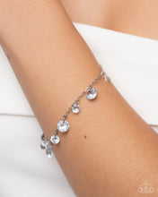Load image into Gallery viewer, Courting Ceremony White Necklace