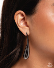 Load image into Gallery viewer, Elongated Effort Black Earrings