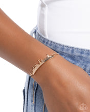 Load image into Gallery viewer, Belle Backdrop Gold Bracelet