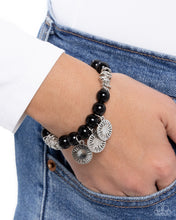 Load image into Gallery viewer, Daring Discs Black Bracelet