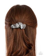 Load image into Gallery viewer, Serrated Sheen Silver Barrette