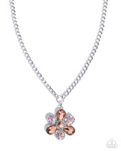 Load image into Gallery viewer, Vacation Flowers Orange Necklace