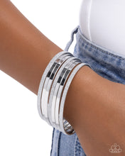 Load image into Gallery viewer, Grungy Glitter Silver Bangles