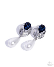 Load image into Gallery viewer, Elegantly Enraptured Blue Earrings