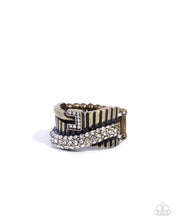 Load image into Gallery viewer, Grungy Gallery Brass Ring