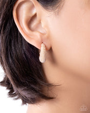Load image into Gallery viewer, Particular Pearls Gold Hoop Earrings