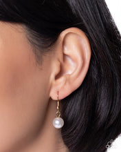 Load image into Gallery viewer, Stellar Scout Gold Necklace