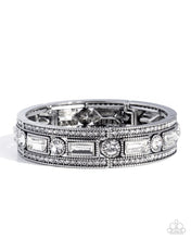 Load image into Gallery viewer, Twinkling Tiers White Bracelet
