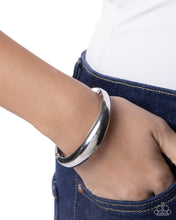Load image into Gallery viewer, Stackable Sheen Silver Hinged Bracelet