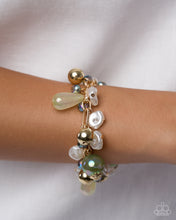 Load image into Gallery viewer, Dreamy Decadence Green Necklace