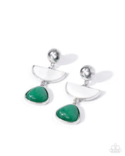 Load image into Gallery viewer, Roaming Spirit Green Earrings