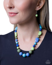 Load image into Gallery viewer, Socialite Shapes Green Necklace