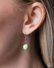 Load image into Gallery viewer, Socialite Shapes Green Necklace