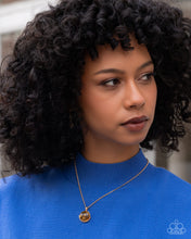 Load image into Gallery viewer, Cosmopolitan Comfort Brown Necklace