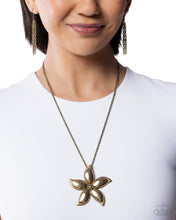 Load image into Gallery viewer, Sensational Sheen Brass Necklace