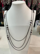 Load image into Gallery viewer, Be in the Glow Purple Necklace