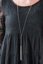 Load image into Gallery viewer, The Diva Wears Prada Silver Necklace