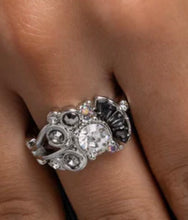 Load image into Gallery viewer, Crowning Glitz Silver Skinny Band Ring