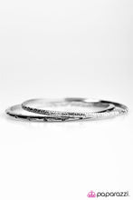 Load image into Gallery viewer, Glitz Royale Silver Bangle