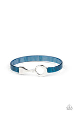 Load image into Gallery viewer, Haute Button Topic Blue Acrylic Bangle