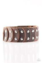 Load image into Gallery viewer, Training Day Brown Snap Bracelet