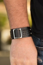 Load image into Gallery viewer, Watch Your Backpacker Black Snap Bracelet
