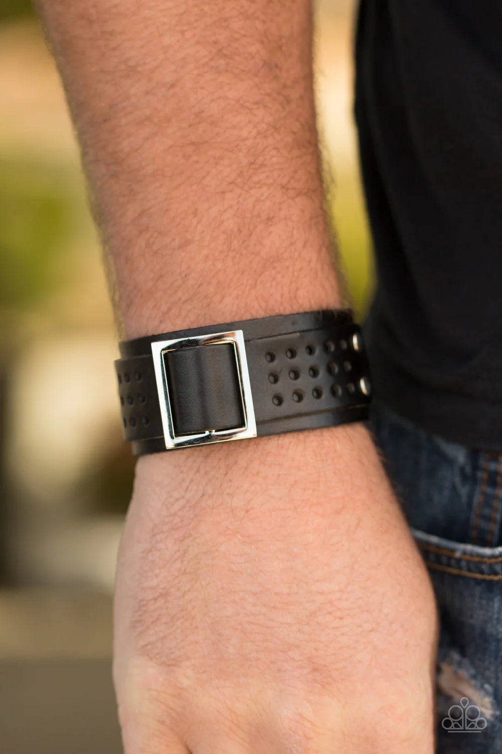 Watch Your Backpacker Black Snap Bracelet