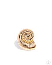 Load image into Gallery viewer, Shipwrecked Shell Gold Ring