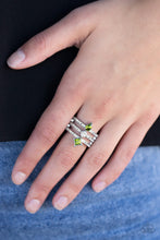 Load image into Gallery viewer, Triple Throne Twinkle Green Ring