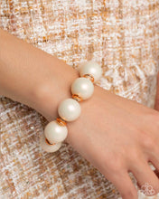 Load image into Gallery viewer, Pearl Procession Orange Bracelet