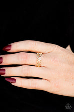 Load image into Gallery viewer, Walk A Vine Line Gold Skinny Band Ring