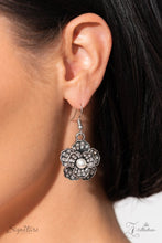 Load image into Gallery viewer, The Raven White Zi Necklace 2023