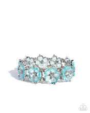 Load image into Gallery viewer, Floral Facility Blue Bracelet